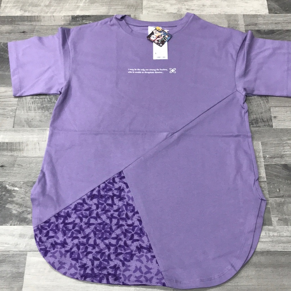 Kimetunoyaiba uniqulo G.U size small official t-shirt 💕💖NWT